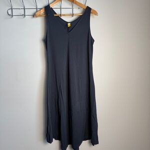 Lole Women's Lightweight Stretch Tank Top Dress V-Neck Flared Hem Black‎ Medium